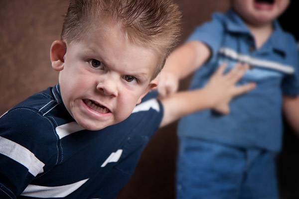 Adolescente agressivo. Recomendações para pais