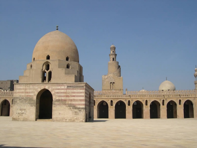 Alguns fatos sobre a mesquita de Ibn Tulun