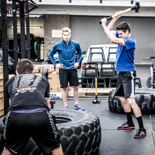 Como usar pneus em aulas de boxe