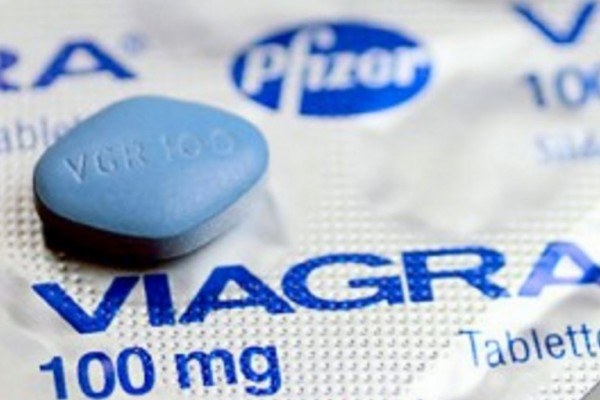 Por qual período o Viagra opera?